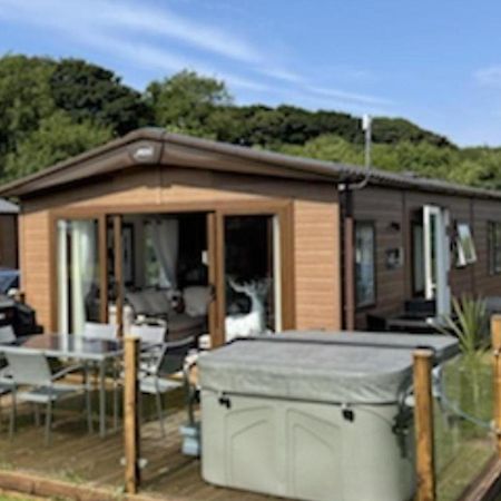 Luxury Boutique Style Lodge With Hot Tub Bridlington Eksteriør billede