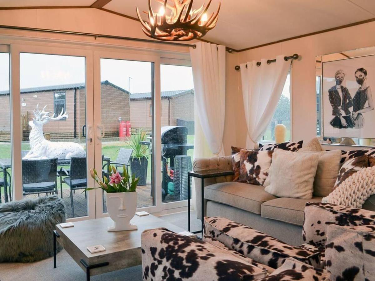 Luxury Boutique Style Lodge With Hot Tub Bridlington Eksteriør billede
