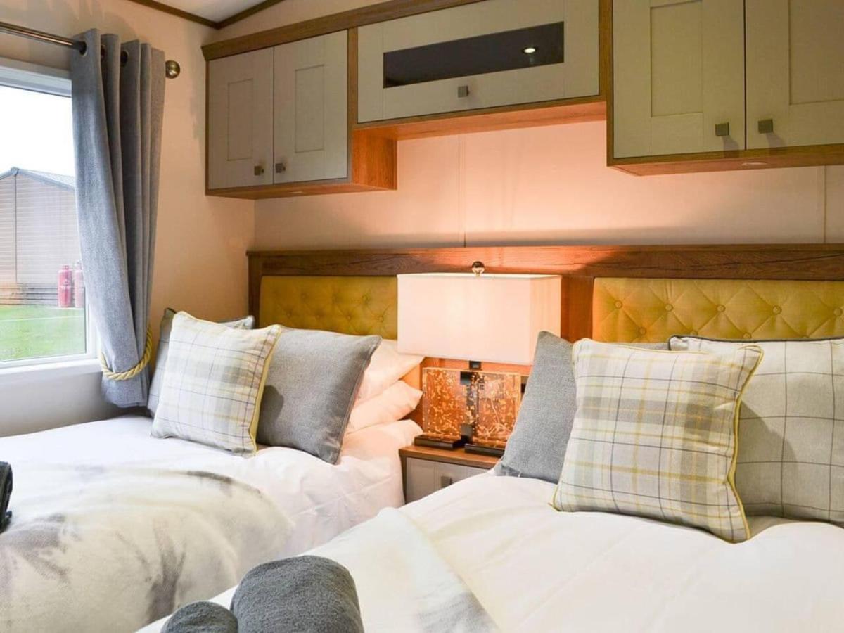 Luxury Boutique Style Lodge With Hot Tub Bridlington Eksteriør billede