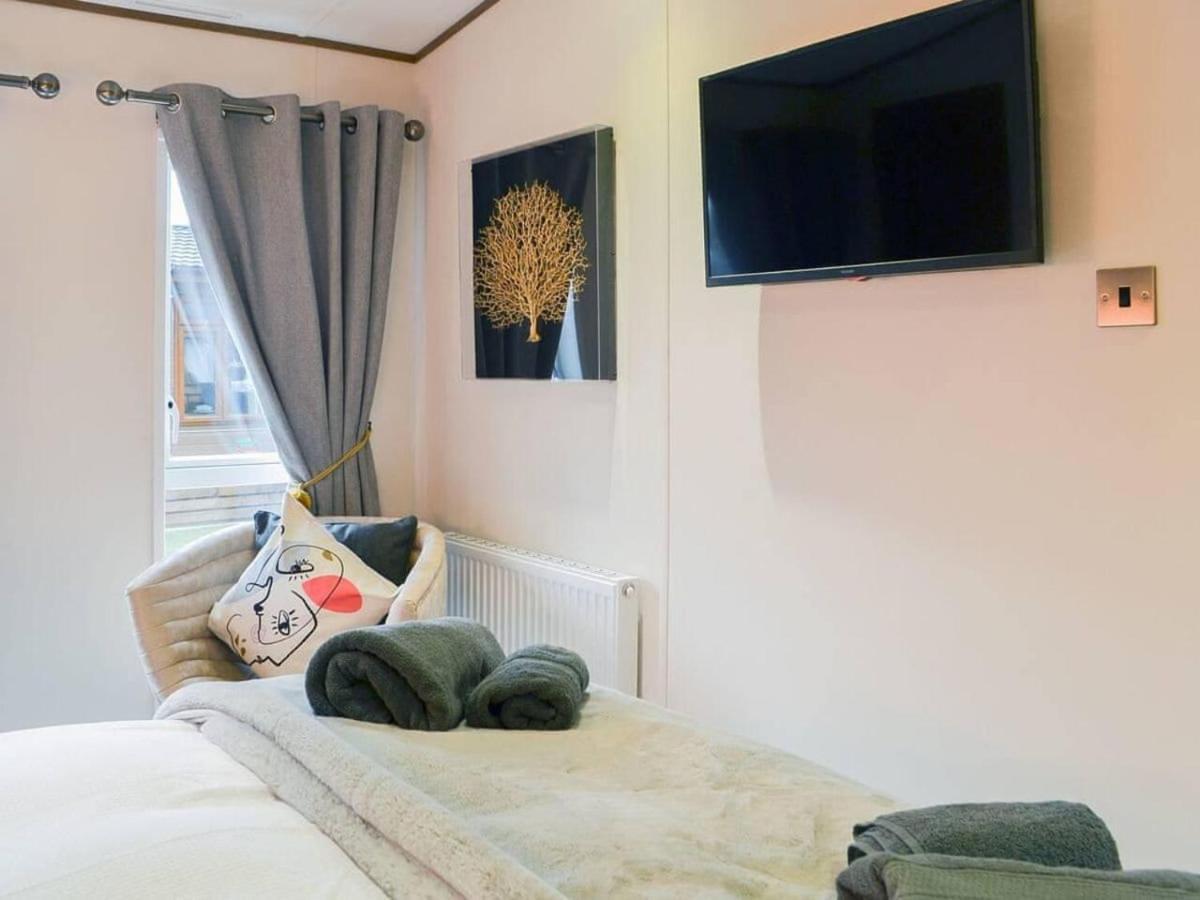 Luxury Boutique Style Lodge With Hot Tub Bridlington Eksteriør billede